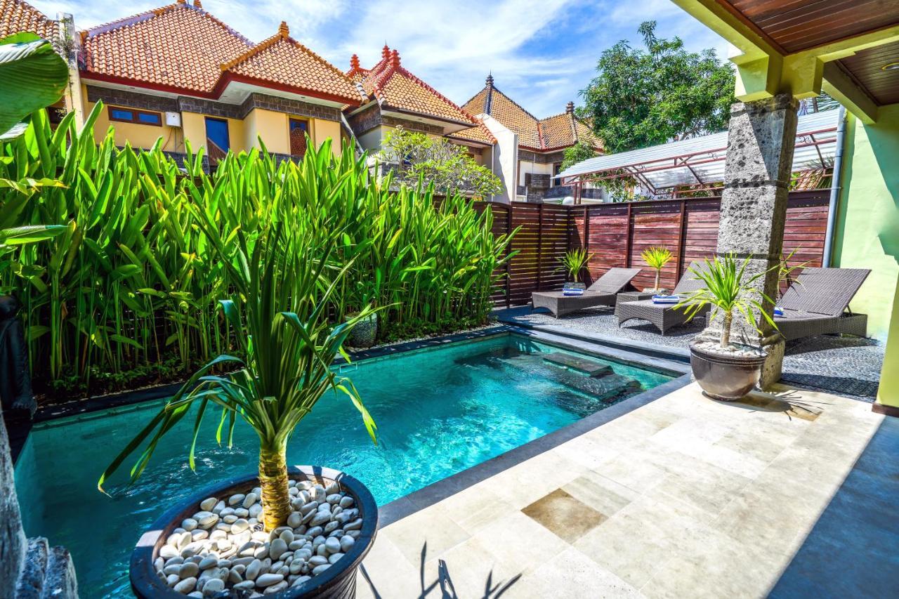 De Cinta Villa - Kuta - 5 Bedrooms - Heart Of Kuta ภายนอก รูปภาพ